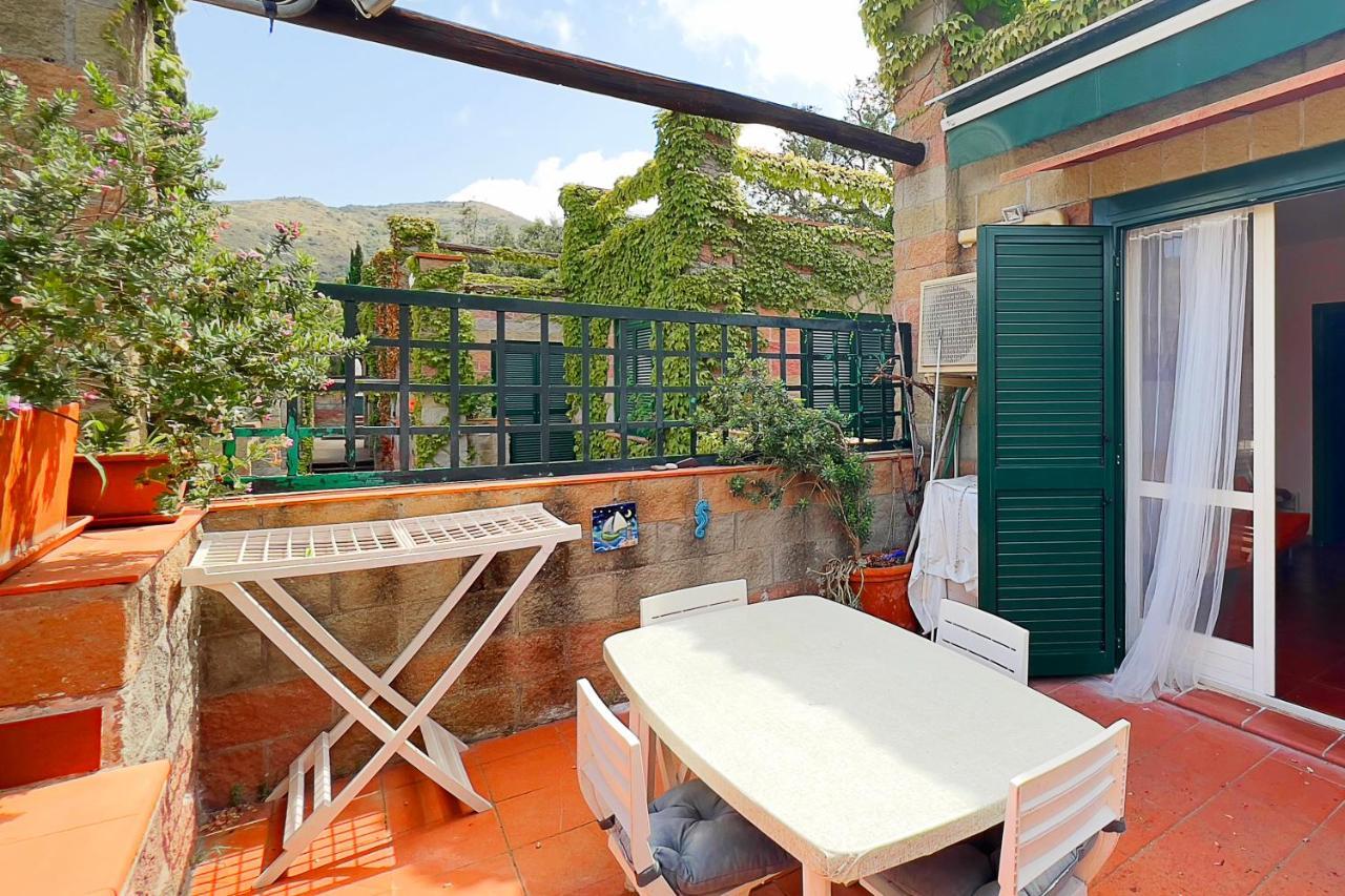 Bilocale Sant'Anna Vicolo Del Mughetto Villa Exterior foto
